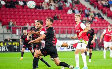 格拉斯哥流浪者锋线火热,萨尔茨堡防守不力,布兰表现欠佳