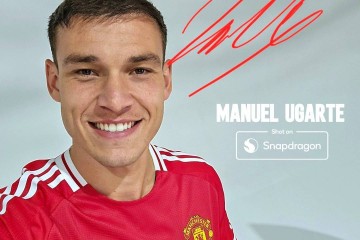 曼联官宣6000万铁腰欧联杯复出!赛季生死在此一战,阿莫林想要更多B费