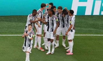 尤文世俱杯4-1大胜！伊尔迪兹梅开二度称雄，球迷点赞无数