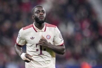 于帕梅卡诺:我们整体防守很好 现在我只考虑德甲联赛