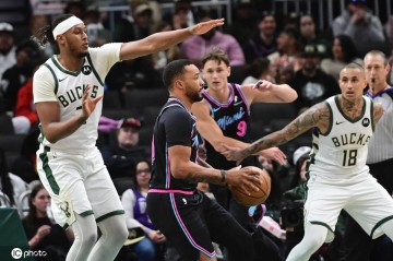 鲍威尔26分波特32分 热火遭雄鹿逆转