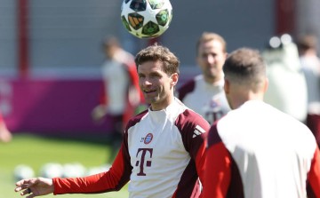 拜仁和多特在欧冠赛场均告负，现状截然不同！